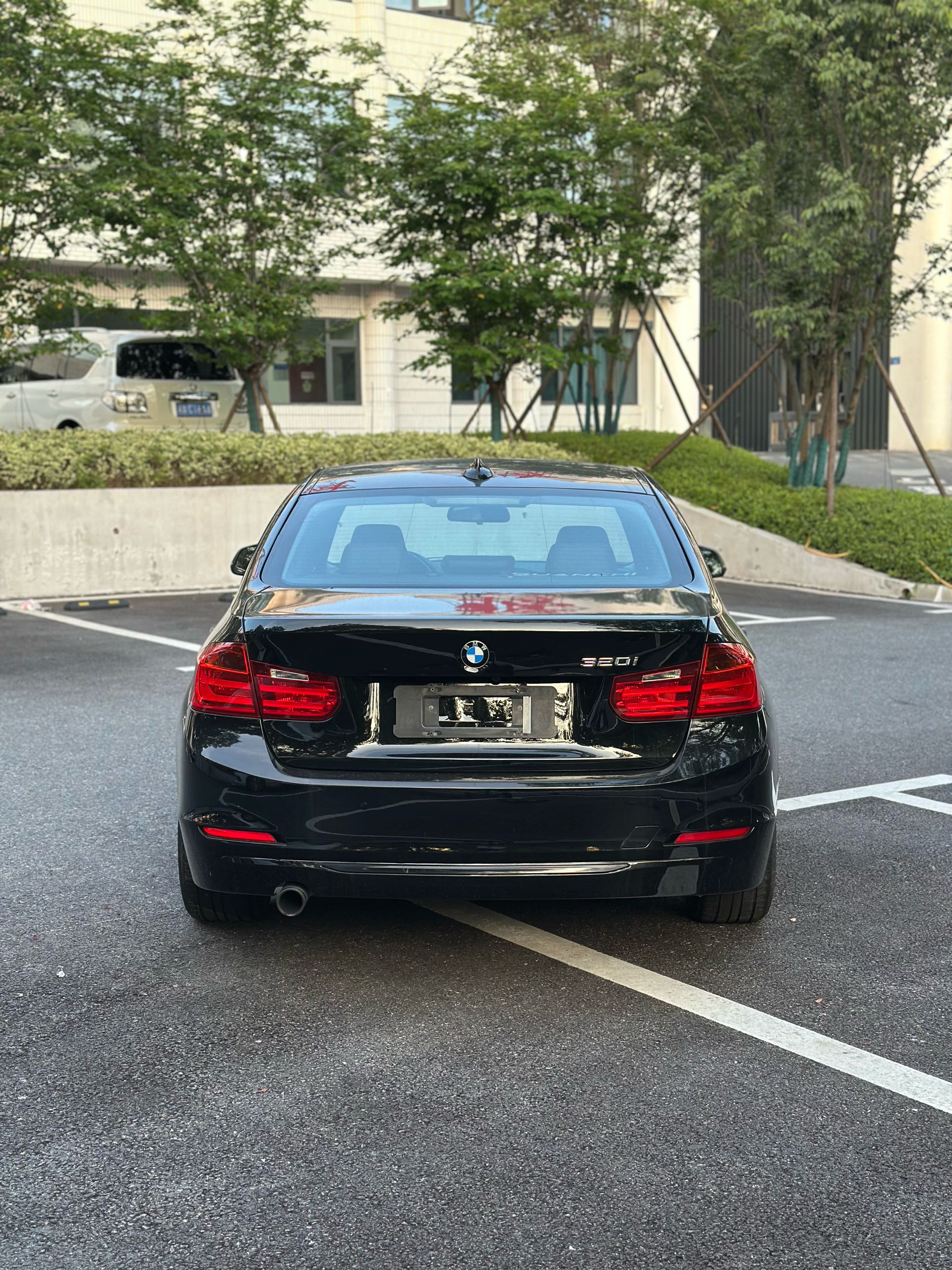 BMW 3 Series 2015 #5 BMW 3 Series 2015 car image #5