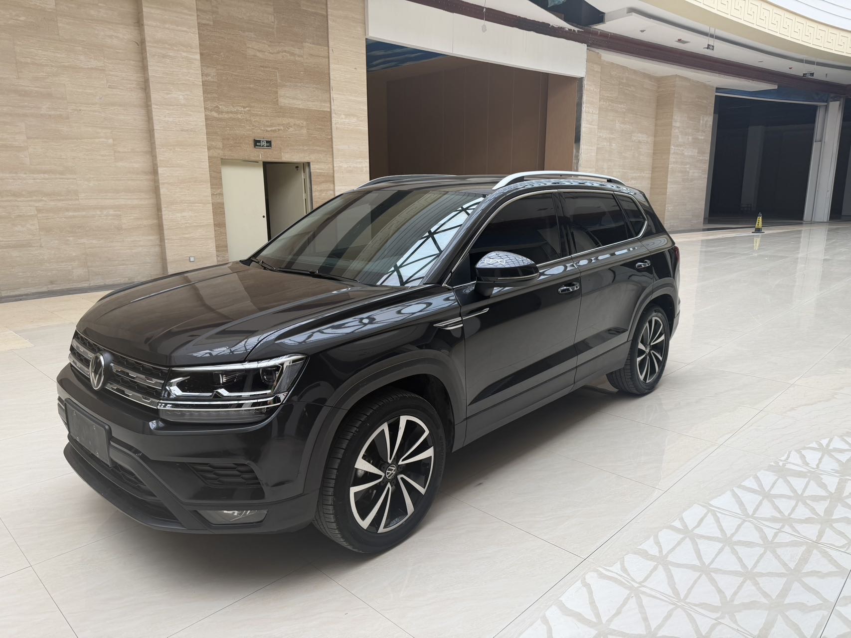 2023 immagine di auto 