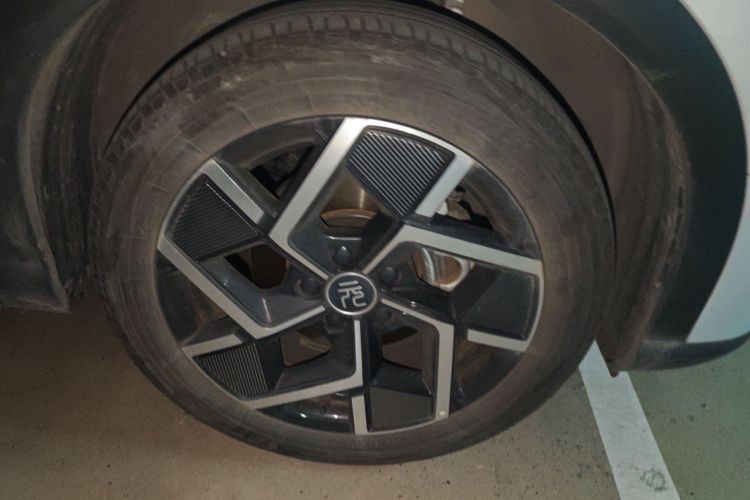 BYD Yuan Plus 2023 изображение автомобиля #9