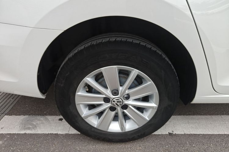 Volkswagen Santana 2019 car image #10