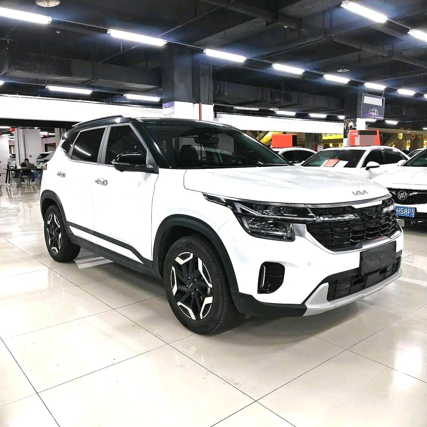 Kia Seltos 2023 #3 Kia Seltos 2023 immagine di auto #3