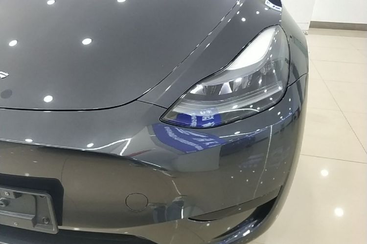 Tesla Model Y 2024 #23 Tesla Model Y 2024 immagine di auto #23