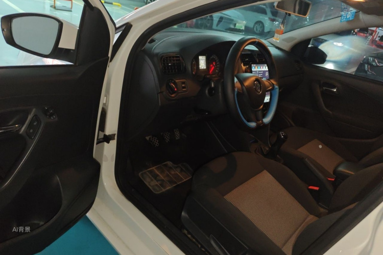 Volkswagen Polo 2017 #18 Volkswagen Polo 2017 car image #18