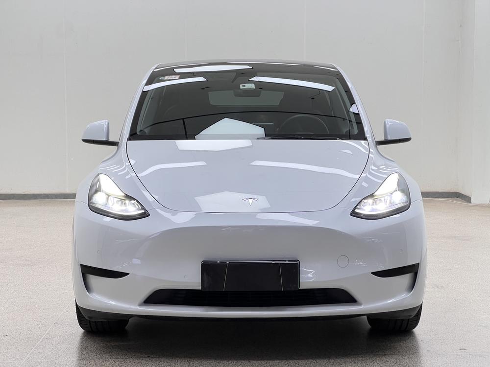 Tesla Model Y 2022 #2 Tesla Model Y 2022 car image #2