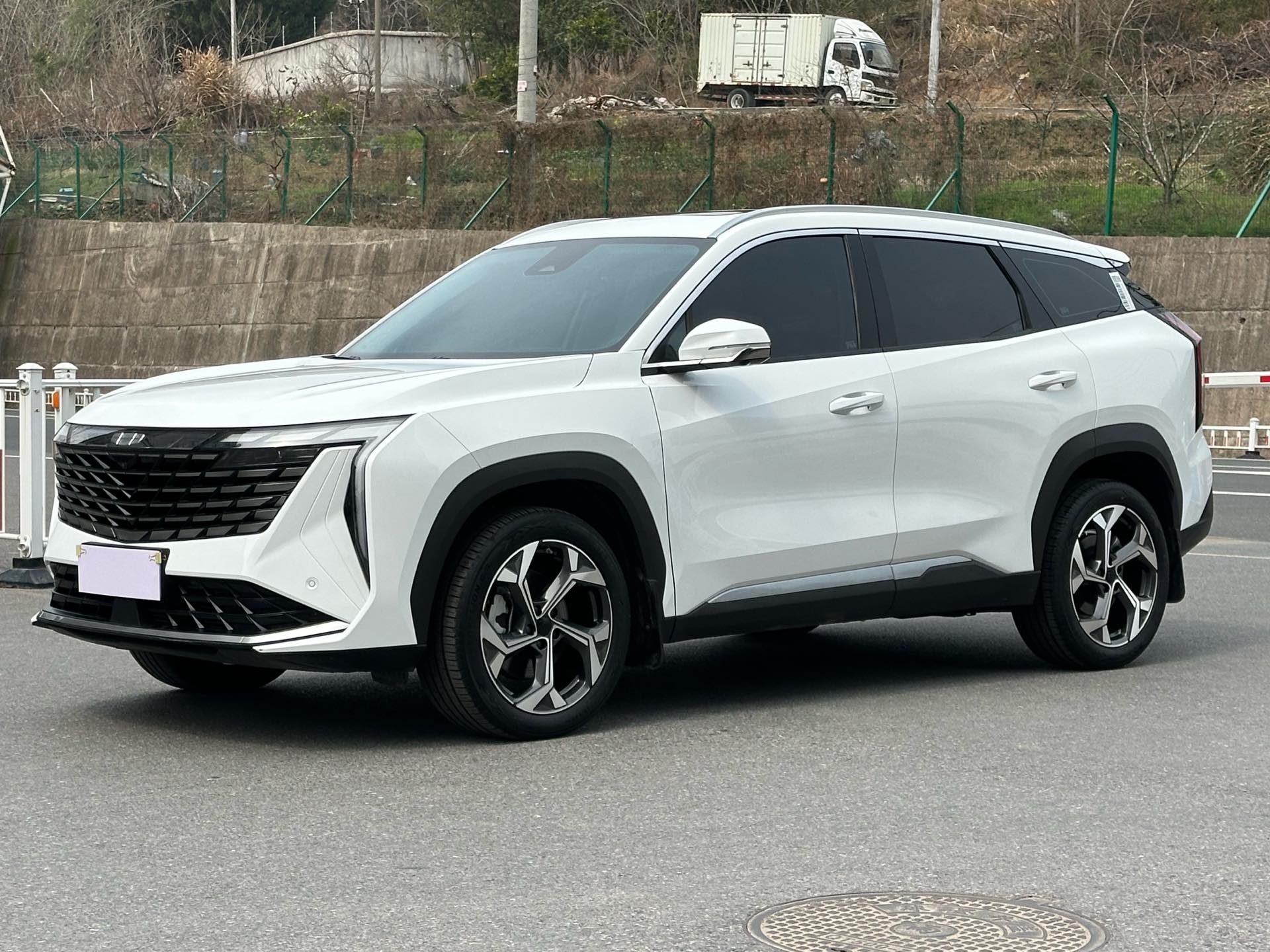 GEELY Boyue L 2025 GEELY Boyue L 2025 car image