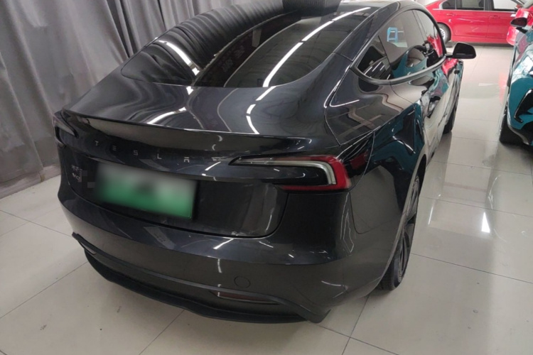 Tesla Model 3 2024 #7 Tesla Model 3 2024 car image #7