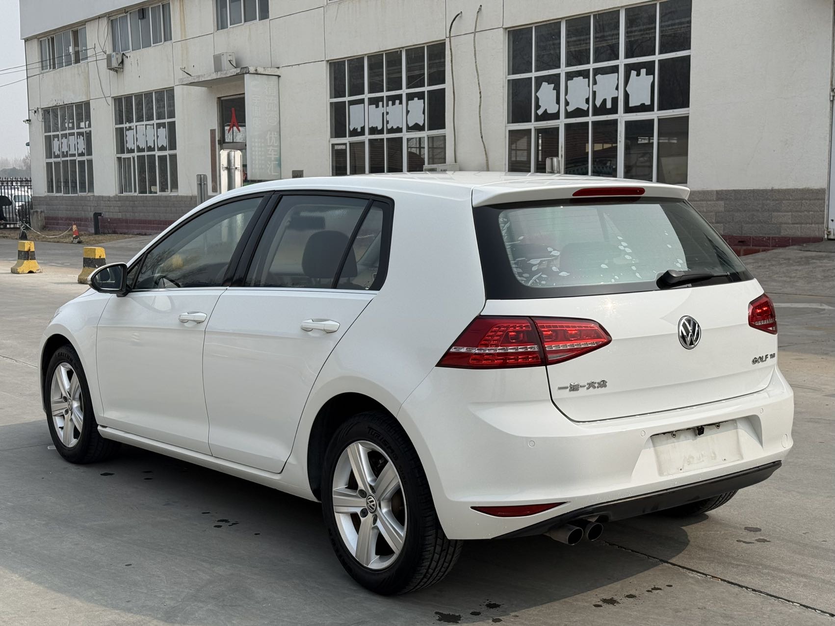 Volkswagen Golf 2015 car image #8
