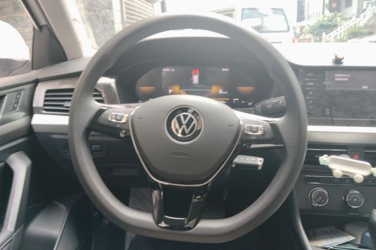 Volkswagen Lavida 2022 car image #11