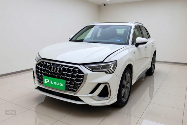 Audi Q3 2024 car image #2