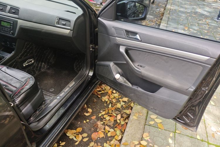 Volkswagen Lavida 2017 imagen de coche #27