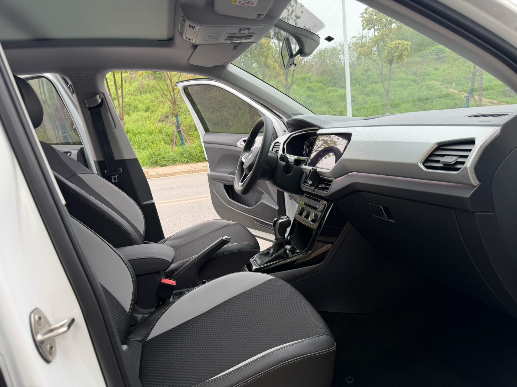 Volkswagen Tacqua 2022 car image #11