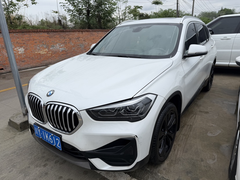 BMW X1 2021 car image 
