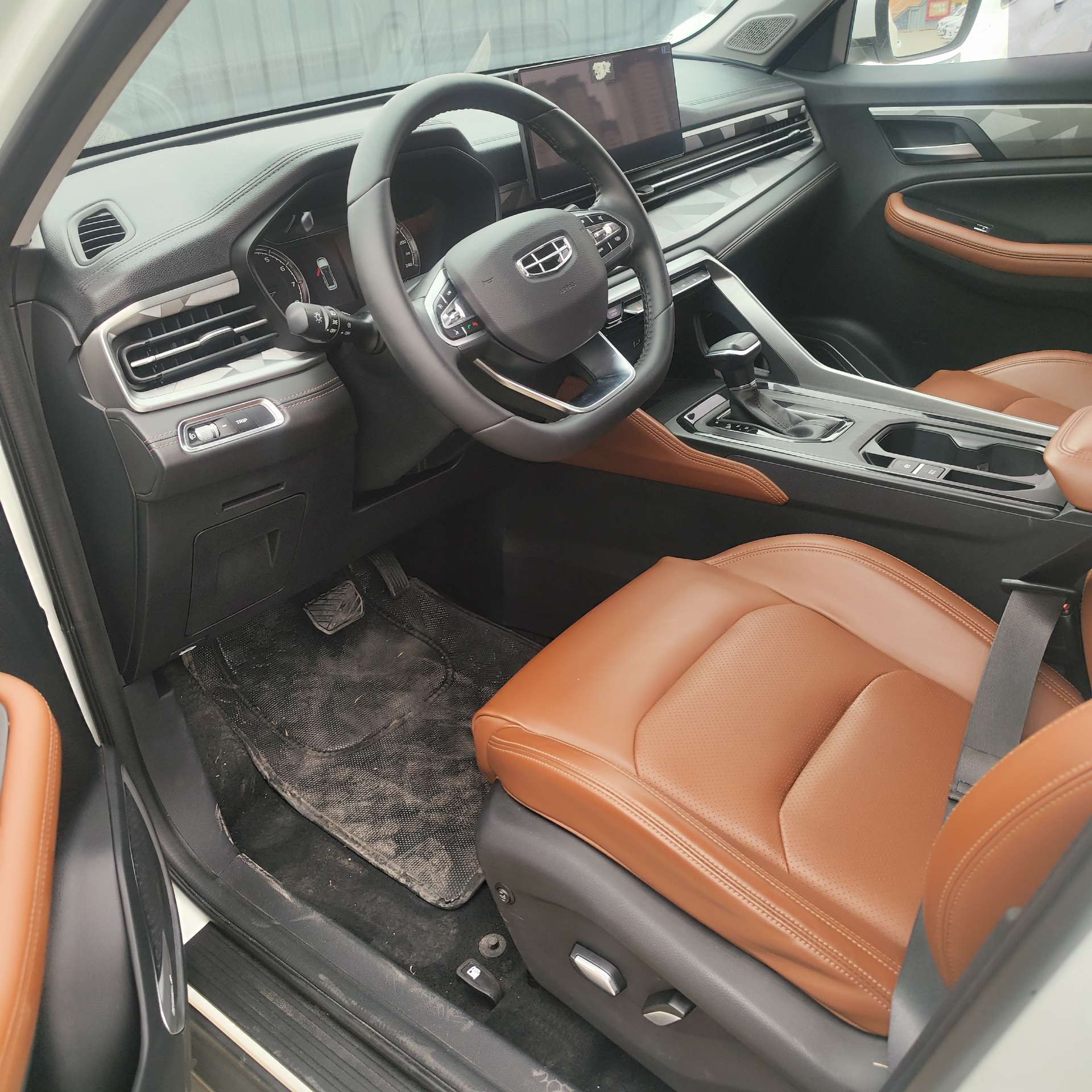 GEELY Vision X6 2021 #4 GEELY Vision X6 2021 car image #4