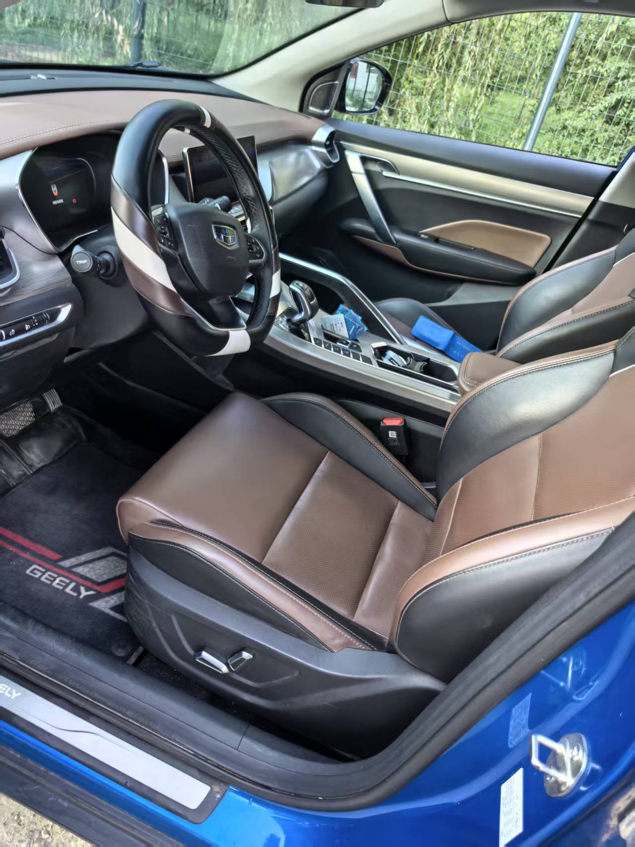GEELY Coolray 2019 car image #3