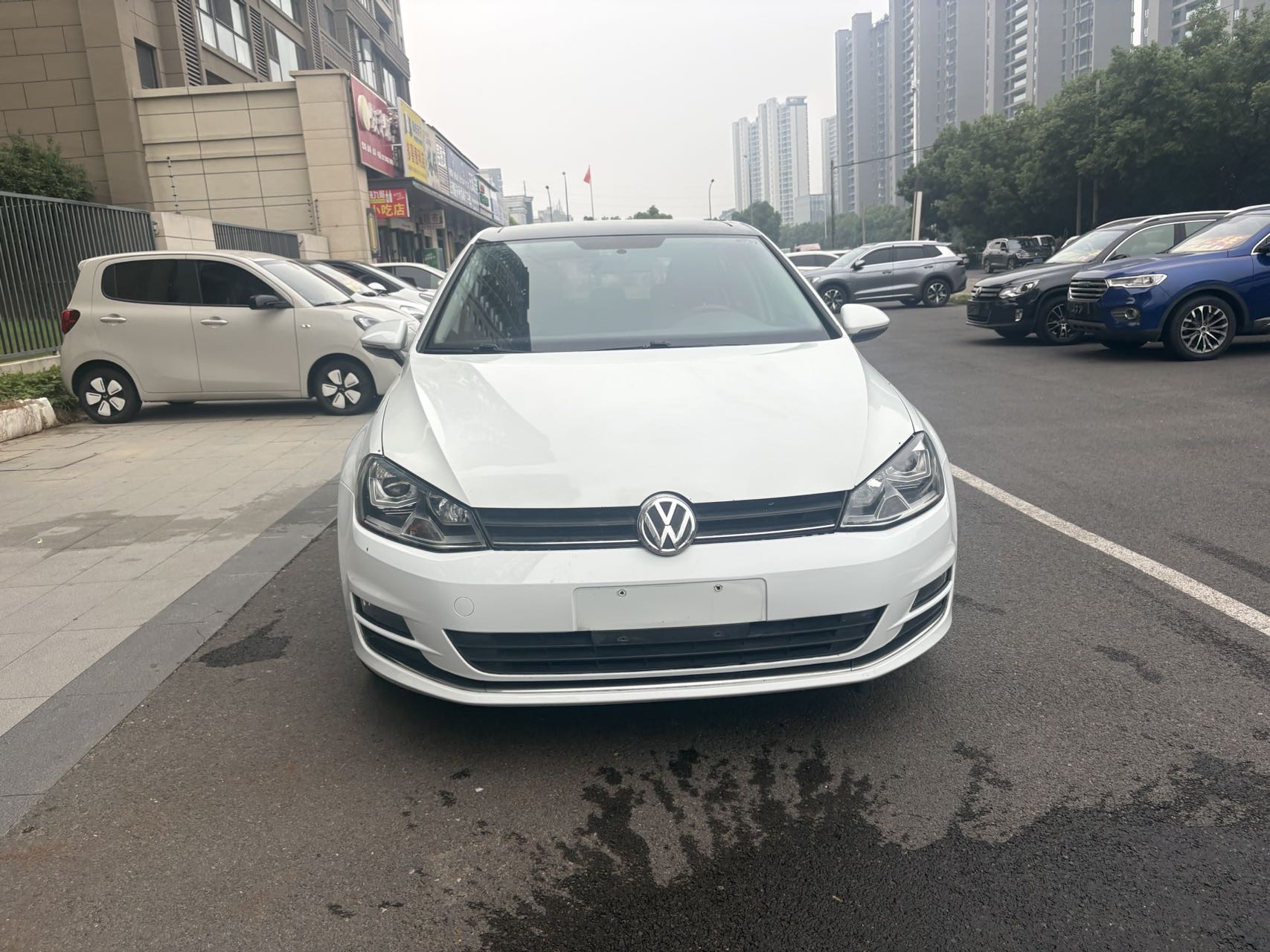 Volkswagen Golf 2016 car image 