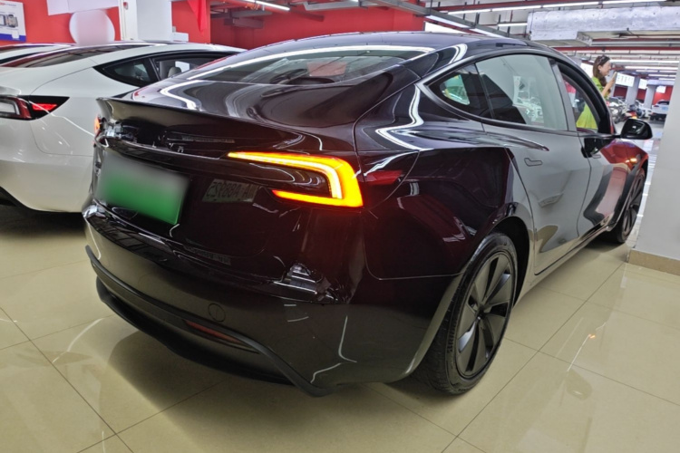 Tesla Model 3 2025 #7 Tesla Model 3 2025 immagine di auto #7