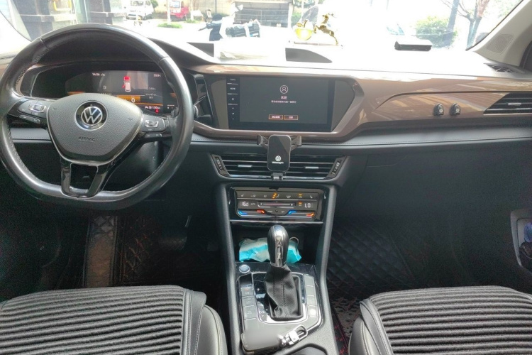 Volkswagen Tharu 2022 imagem de carro #7