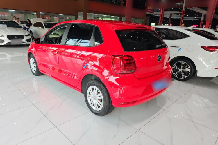Volkswagen Polo 2018 car image #8