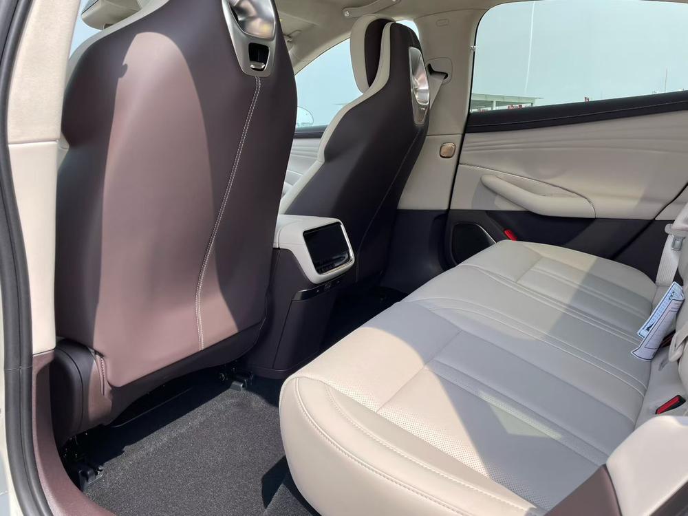 2026 #9 2026 immagine di auto #9