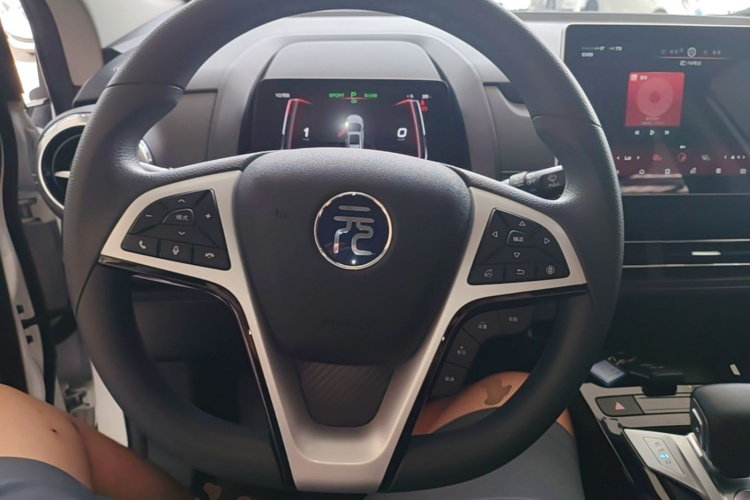 BYD Yuan New Energy 2019 #11 BYD Yuan New Energy 2019 car image #11