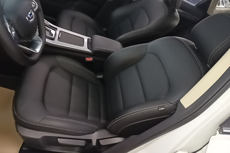 GEELY Emgrand GS 2019 #15 GEELY Emgrand GS 2019 car image #15