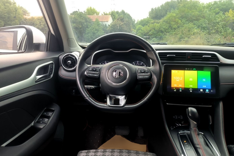 MG ZS 2020 car image #11