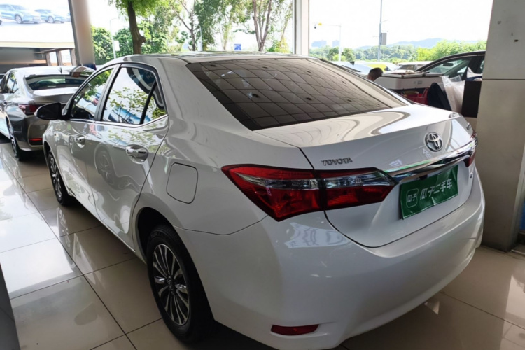 Toyota Corolla 2018 car image #5