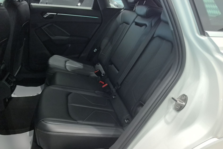 Audi Q3 2024 #17 Audi Q3 2024 car image #17