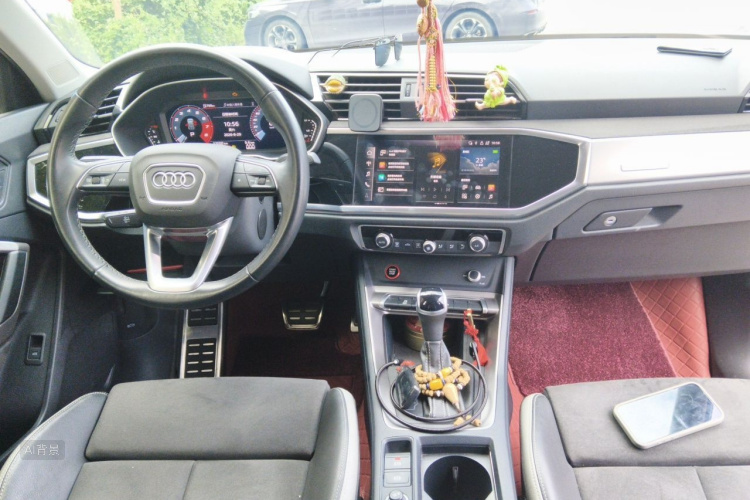 Audi Q3 2023 #11 Audi Q3 2023 car image #11
