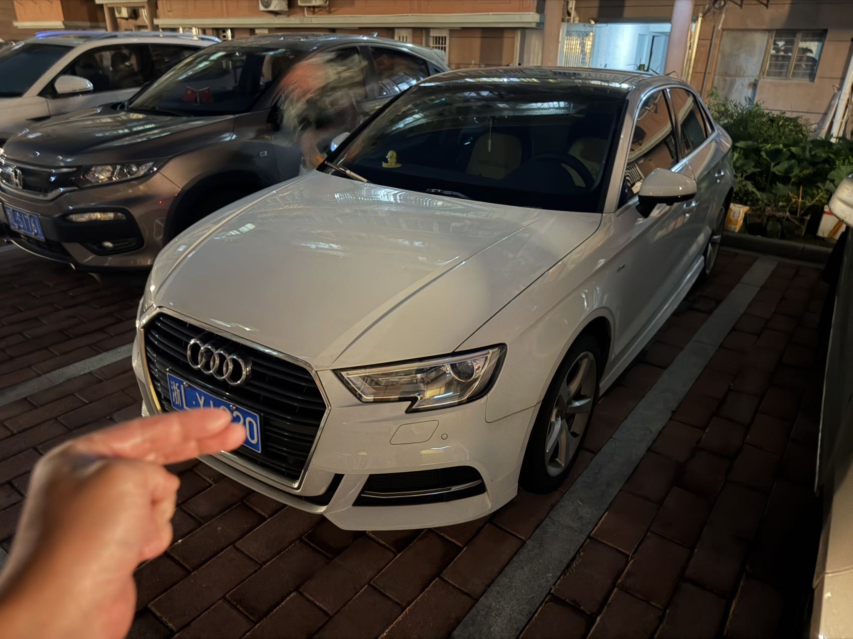 2018 immagine di auto 