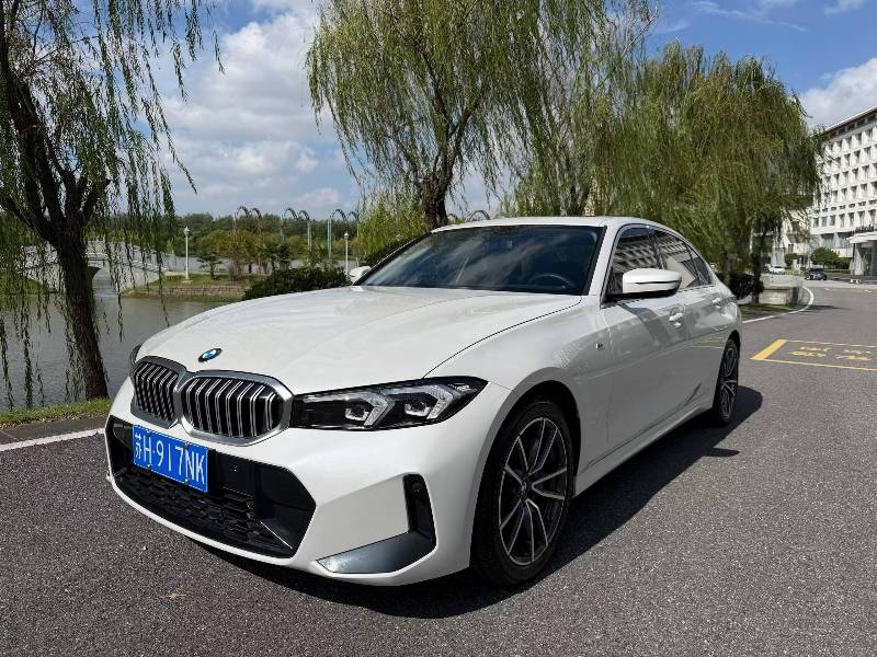BMW 3 Series 2023 BMW 3 Series 2023 car image
