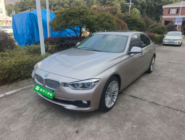BMW 3 Series 2018 car image 