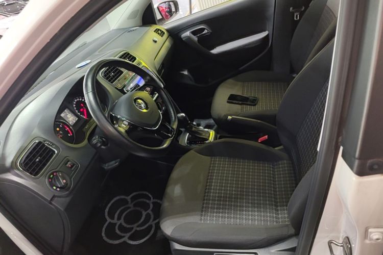 Volkswagen Polo 2018 #19 Volkswagen Polo 2018 car image #19