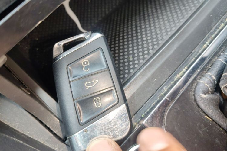 Volkswagen Golf 2019 #9 Volkswagen Golf 2019 car image #9