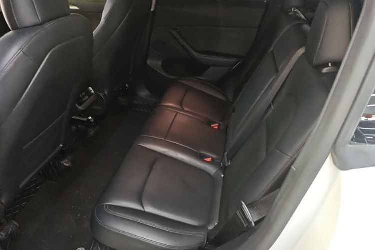 Tesla Model Y 2021 #17 Tesla Model Y 2021 car image #17