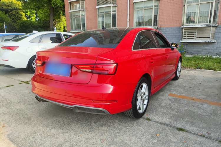 Audi A3 2019 car image #7