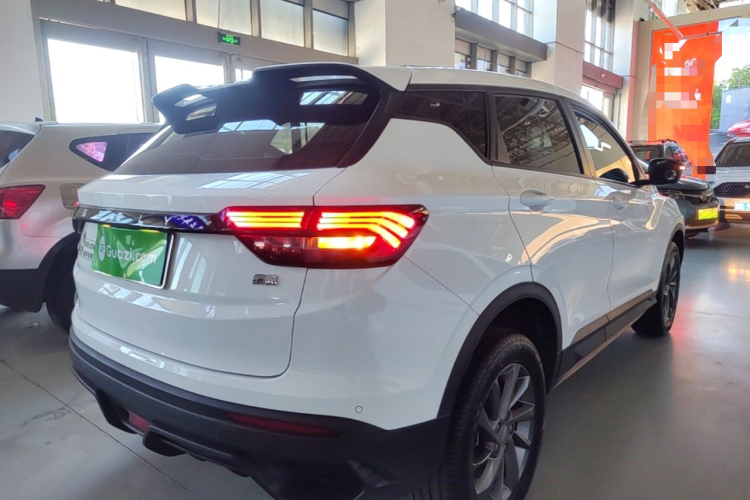 GEELY Coolray 2025 #5 GEELY Coolray 2025 car image #5