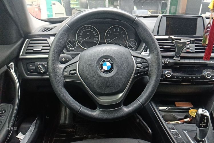 BMW 3 Series 2017 #12 BMW 3 Series 2017 car image #12