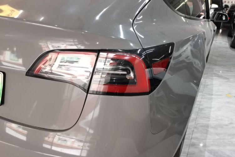 Tesla Model 3 2021 car image #8