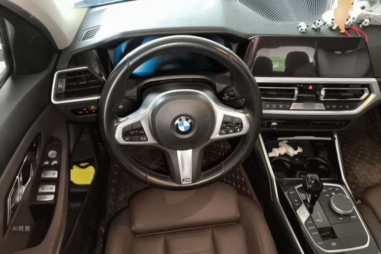 BMW 3 Series 2020 car image #12