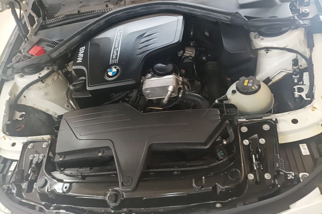BMW 3 Series 2015 #11 BMW 3 Series 2015 car image #11