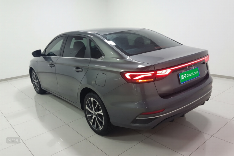 GEELY Emgrand 2022 #5 GEELY Emgrand 2022 car image #5