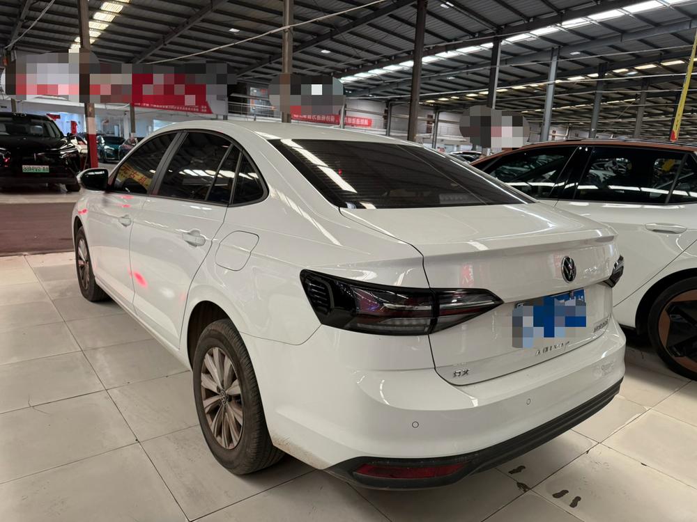 Volkswagen Lavida 2025 car image #8