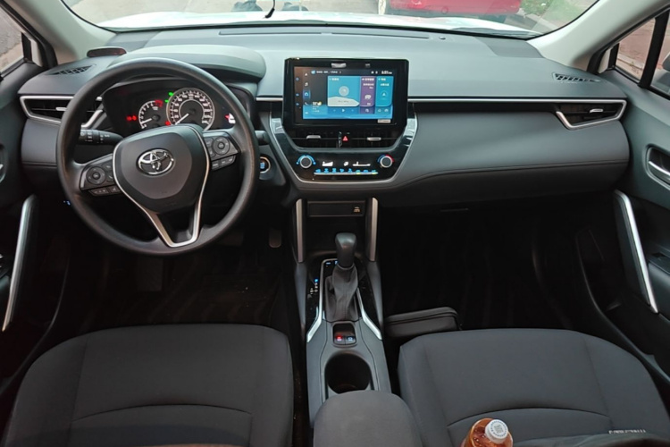 Toyota Corolla Cross 2022 #10 Toyota Corolla Cross 2022 car image #10