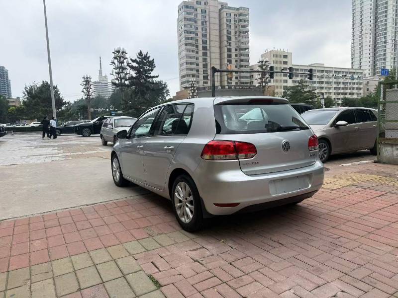 Volkswagen Golf 2011 #6 Volkswagen Golf 2011 car image #6
