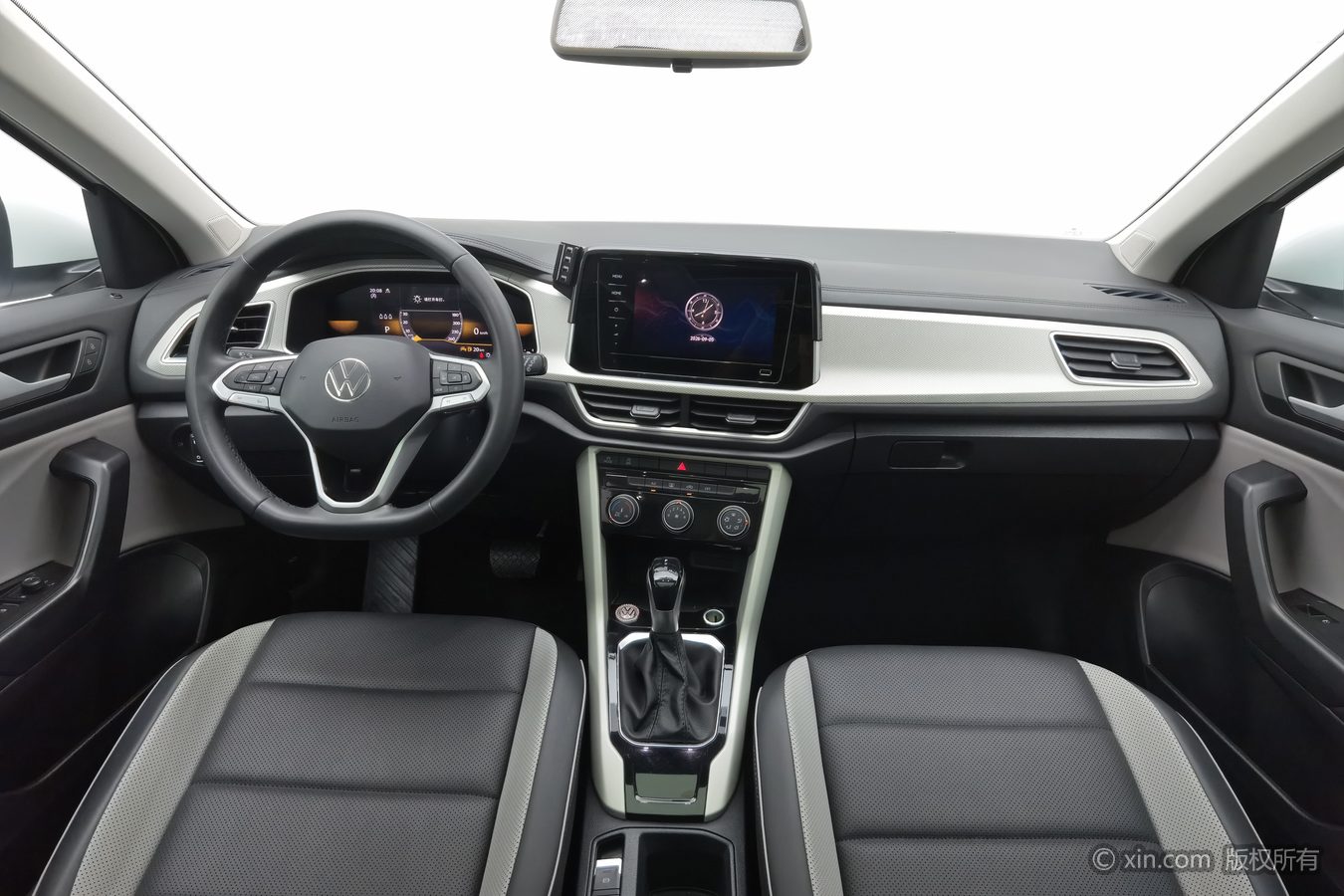 Volkswagen T-Roc 2023 #12 Volkswagen T-Roc 2023 car image #12