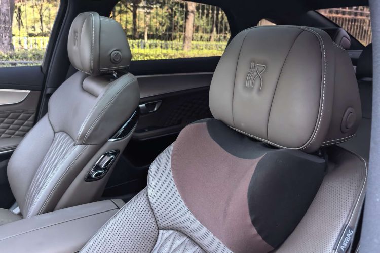 BYD Han 2022 immagine di auto #15