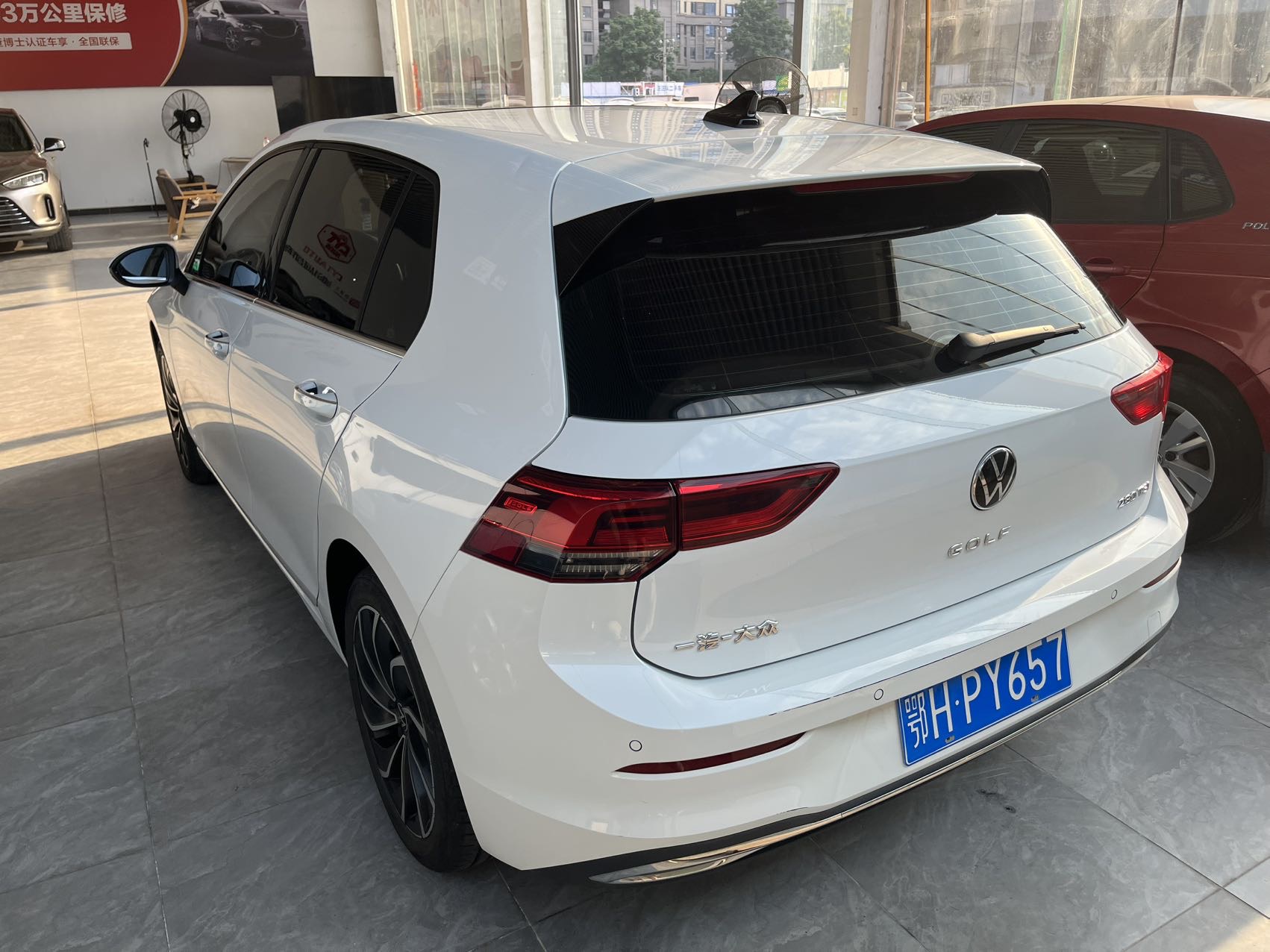 Volkswagen Golf 2022 car image #7