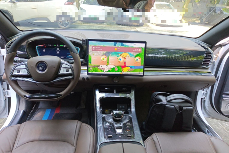 BYD Han 2022 car image #11