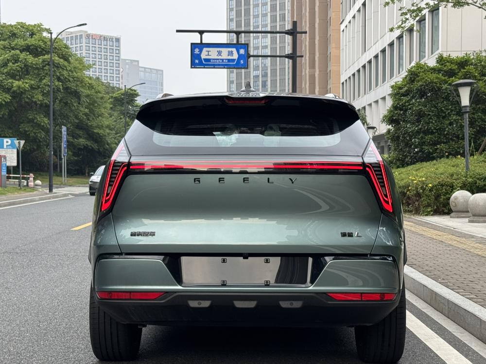 GEELY Boyue L 2026 #5 GEELY Boyue L 2026 car image #5